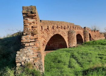 Posetite Stari most u blizini Pločice, poznat kao most Marije Terezije