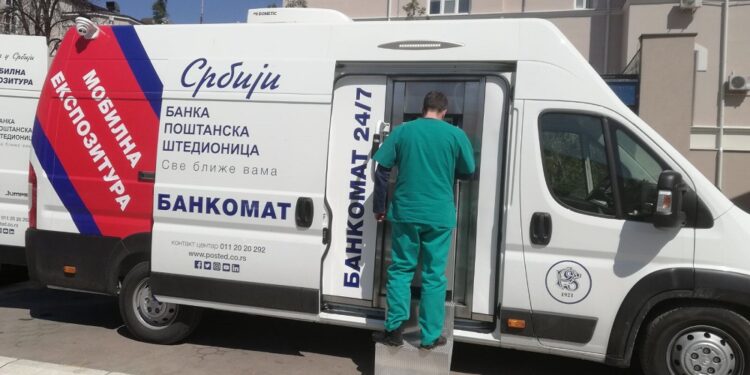 Mobilna ekspozitura Banke Poštanska štedionica u Kliničkom centru Srbije