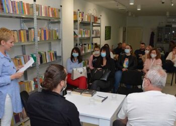 OPOVO: Aleksandar Tešić i Mladen Milosavljević sa čitaocima
