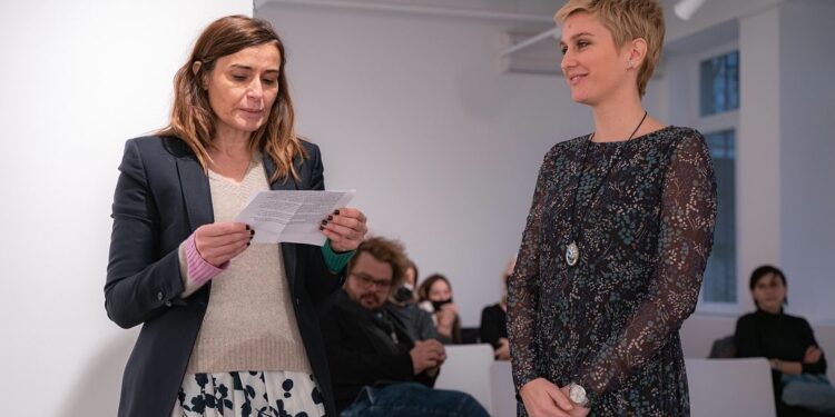 Prva nagrada na Hartefaktovom konkursu za dramu „Prozor“ Opovčanke Katarine Nikolić Ralić