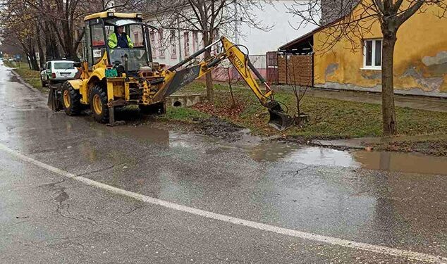 Akcija odvodnjavanja atmosferskih voda u Opovu
