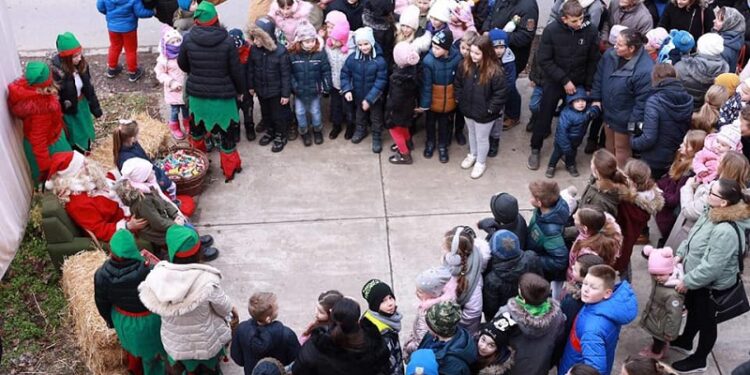 Rekordni broj posetilaca padinskog vašara