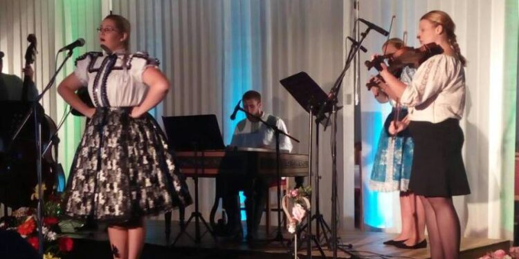 Festival Padina peva: Galasova prva, Roharik drugi