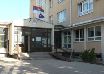 Novi kompjuteri u pančevačkoj Ekonomsko-trgovinskoj školi „Paja Marganović“