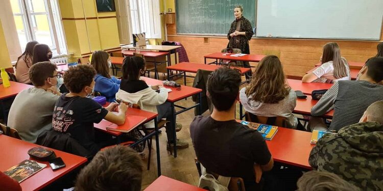 Medijsko opismenjavanje mladih od značaja za razvijanje njihove kritičke
