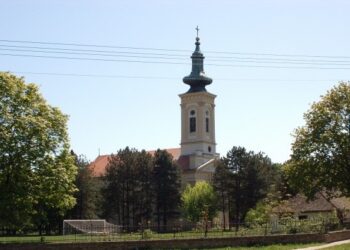 Srpska pravoslavna crkva u Sakulama čuva istorijsko blago
