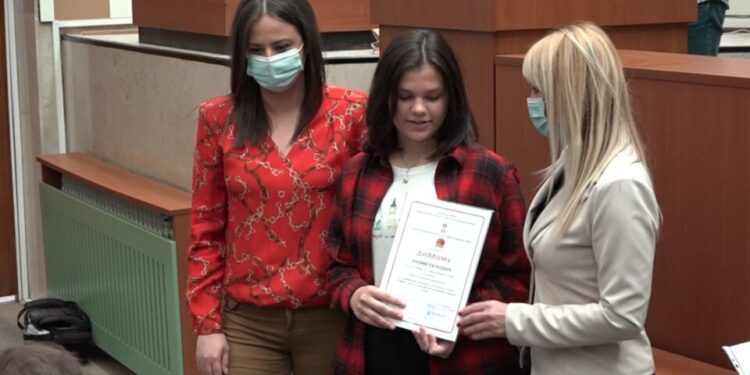 Uručene diplome s republičkih takmičenja polaznicima Regionalnog centra za talente