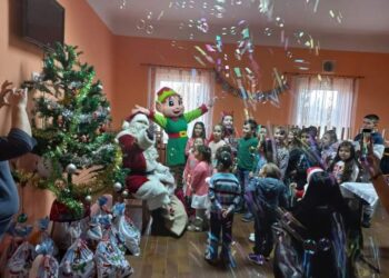 Deda Mraz stigao i u kovinski Šumarak