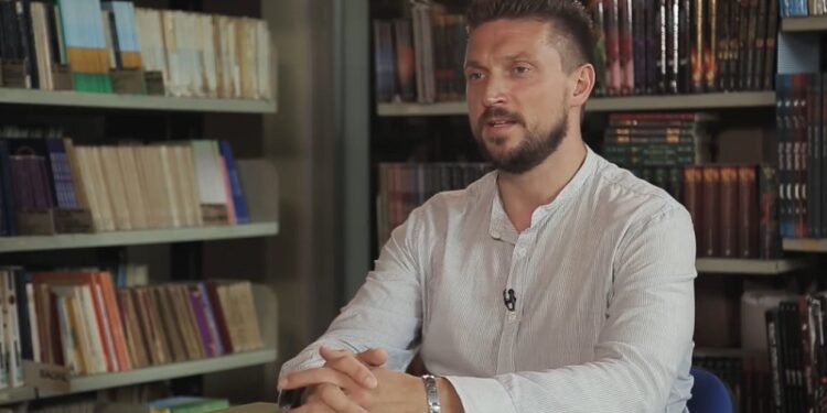 Novi „Book Box“: Tamaš Fodor bibliotekar zavičajnog odeljenja Gradske biblioteke Vršac (VIDEO)