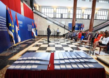 Gradu Pančevu sredstva od Pokrajine za čišćenje divljih deponija