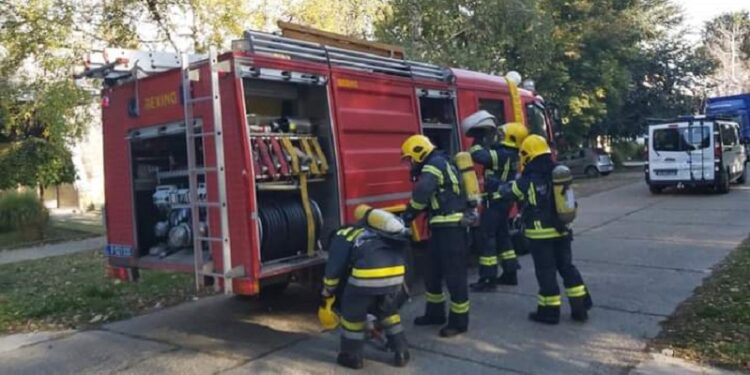 Vatrogasno spasilačka jedinica Kovin i Dobrovoljna vatrogasna jedinica Mramorak izveli Javno – pokaznu vežbu