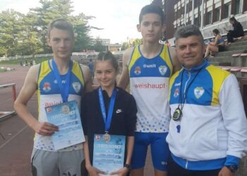 Dve srebrne medalje za mlađe juniore Dinama