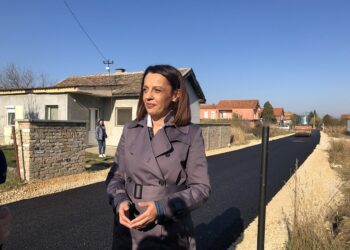Radovi na asfaltiranju u Pančevu u punom jeku, trenutno se radi u Prespanskoj ulici