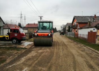 Radovi na Bavaništanskom putu, u Dolovu i na pešačkim stazama u starom Pančevu