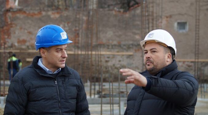 Bogosavljević obišao radove na izgradnji sportske hale