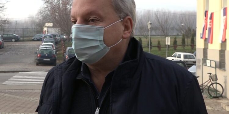 DR OVUKA: Oporavila se porodilja nakon mesec dana na respiratoru