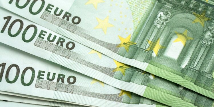 Evo kog datuma će tačno građanima biti uplaćeno 100 evra