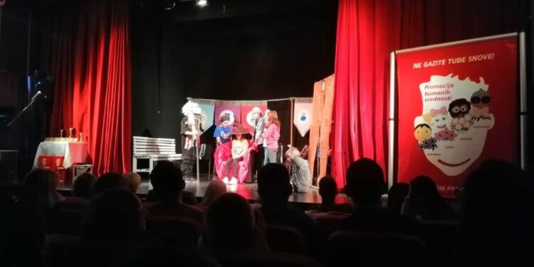 Dečji festival pozorišnih predstava u Kovinu