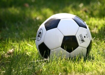 Pet golova Sakuljana u duelu sa šampionom lige