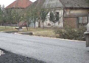 Nastavljeni radovi u Glogonju na putnoj infrastrukturi
