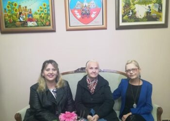Direktorka GNU ponosna na svoje slikarke