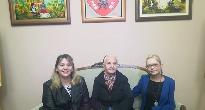 Direktorka GNU ponosna na svoje slikarke