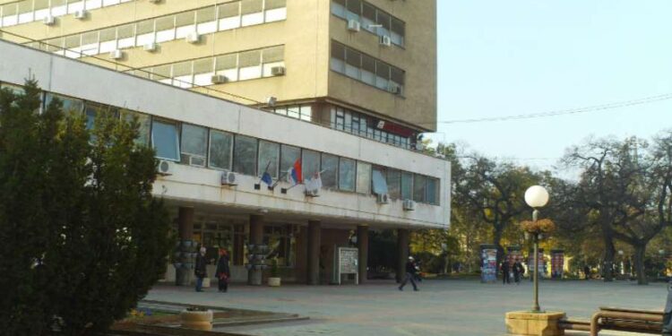 Banjai: Dođite u subotu u 12 na kej da zajedno sadimo drveće