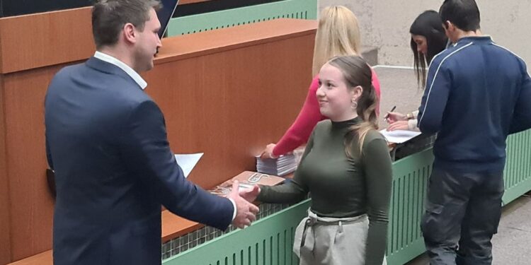 Grad Pančevo i Centar za talente nagradili najuspešnije učenike na takmičenjima