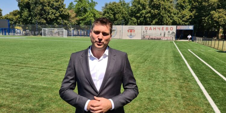 Rekonstruisan fudbalski teren SC „Mladost“ u Pančevu