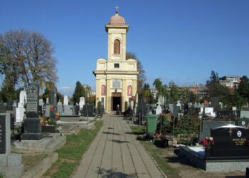 VANREDNO STANJE: Na sahranama maksimalno 10 ljudi