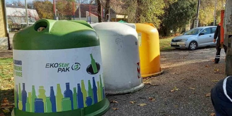 Kontejneri za reciklabilni materijal postavljeni u Kačarevu