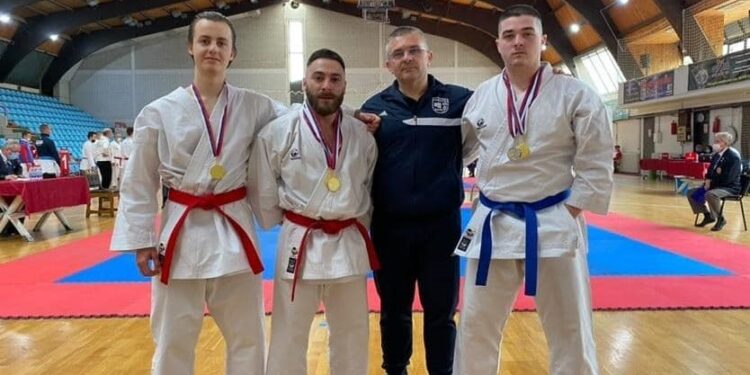 Osam medalja za karatiste Radničkog iz Kovina