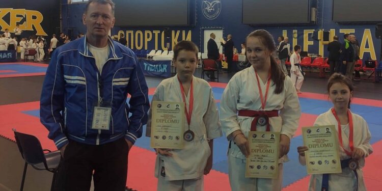 Tri medalje za karatiste KK Kovačica na turniru u Somboru