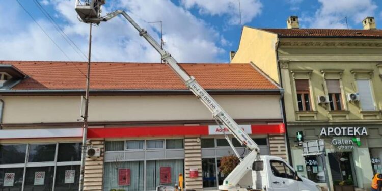 U Pančevu počela zamena svetiljki javne rasvete LED svetlima