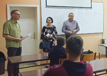 Učenike prvog razreda Gimnazije posetili predstavnici opštine Kovačica