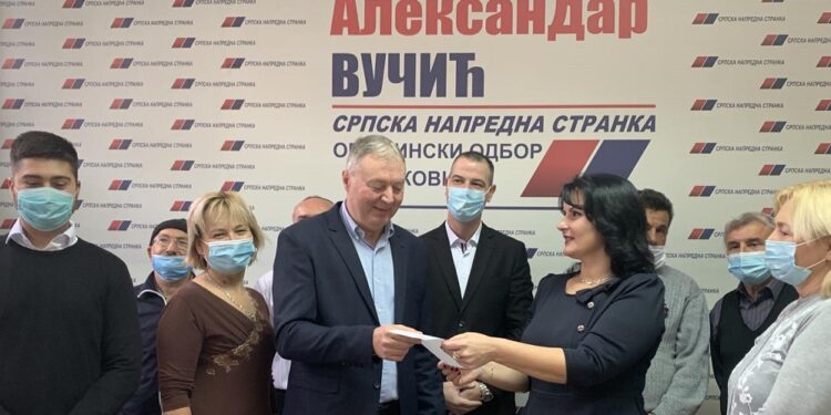 Rukovodstvo i mesni odbori JS u Kovinu prešli u SNS – Politika SNS i predsednika Vučića pomera granice
