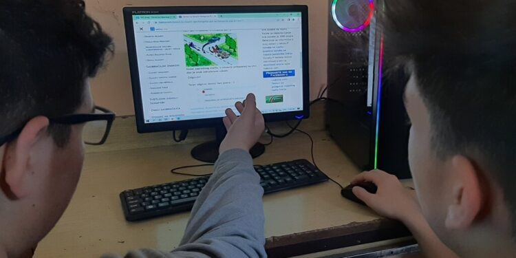 Učenici kovinske „Zmajeve“ škole u projektu “Bezbednost u saobraćaju”