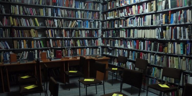 Bioskop i biblioteka u Kovinu zatvoreni