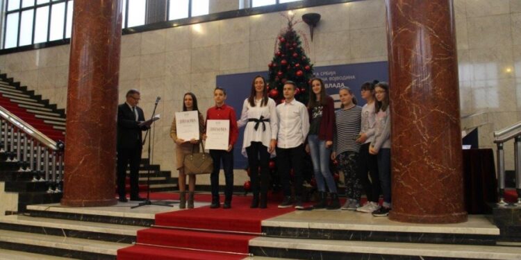 Priznanje školskom orkestru iz Deliblata