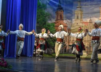 Šesta međunacionalna smotra folklora „Kreni u kolo“