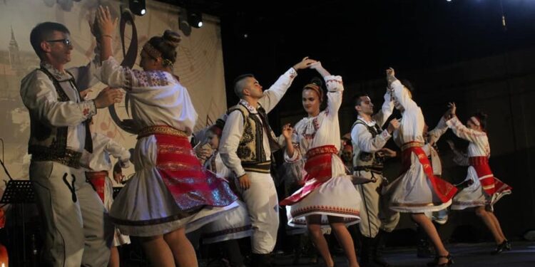 Nagrade za KUD-ove iz Dolova na Festivalu u Banatskom Novom Selu