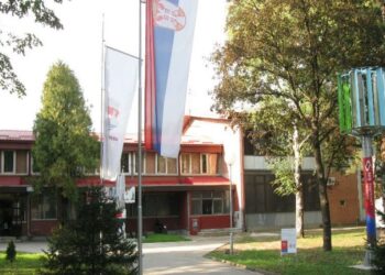 Nastavlja se uređenje školskog dvorišta Mašinske škole