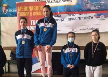 Pančevke Milica Sekulović, Lena Ećimović i Natalija Obradinov budućnost srpskog rvanja