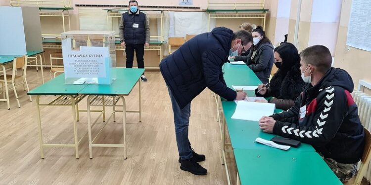 U Pančevu je do 16 sati na referendum izašlo 21,21% građana s pravom glasa