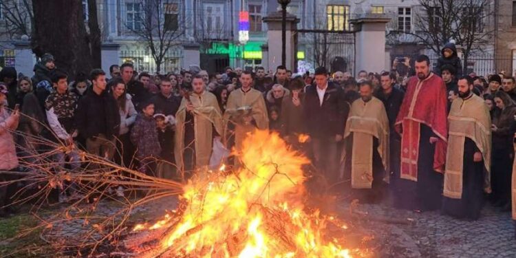 Raspored službi i paljenja badnjaka u Pančevu
