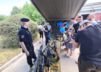 PANČEVO: Prikaz opreme i naoružanja pripadnika MUP