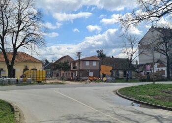 Radovi u zoni raskrsnice ulica Oslobođenja i Josifa Marinkovića u Pančevu