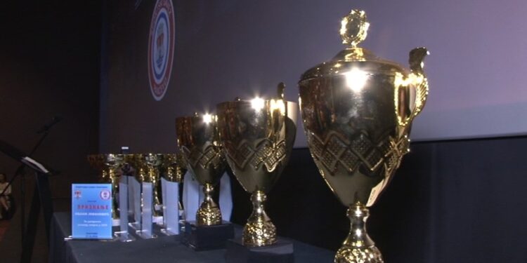 Anja Crevar i Ivan Distol sportisti godine u Pančevu, RK Dinamo najbolji klub