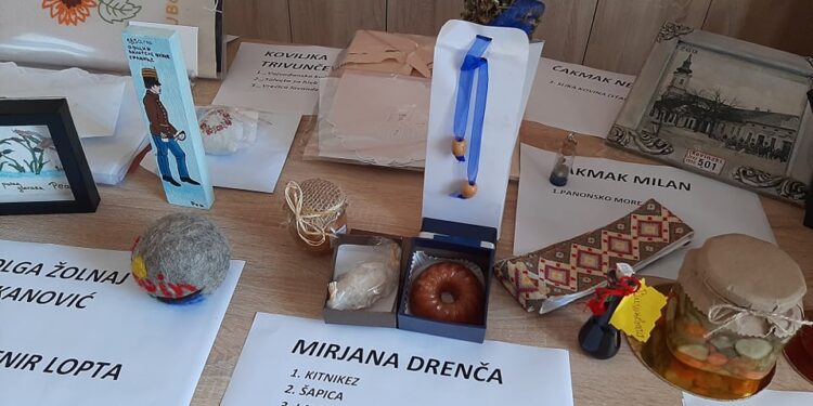 Izložba suvenira i dodela nagrada u Kovinu