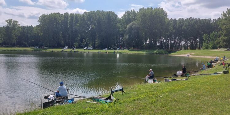 Održano takmičenje u sportskom ribolovu u Kovinu